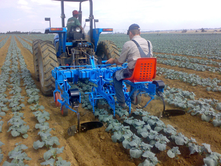 Carrotech - Agricultural Equipment 12